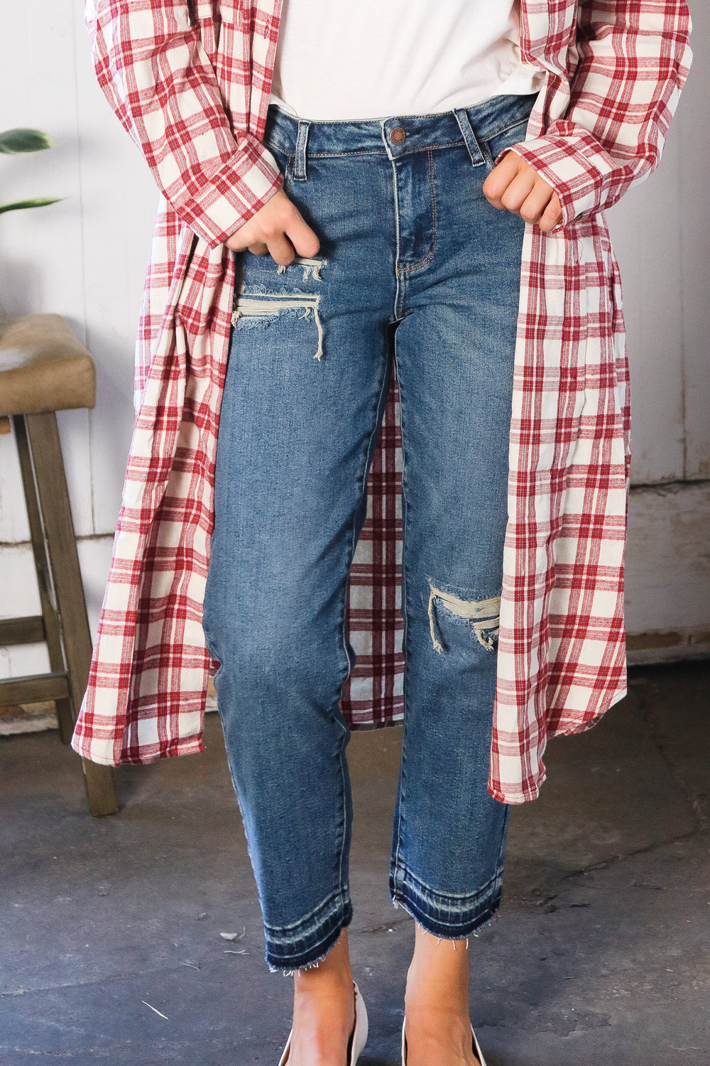JUDY BLUE Boyfriend Fit Rip Denim Jeans