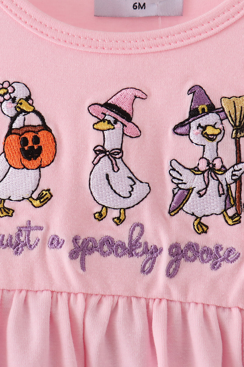 Pink goose embroidery bubble