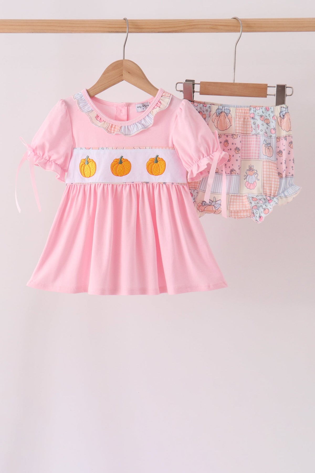 Pink pumpkin embroidery ruffle bloomer set