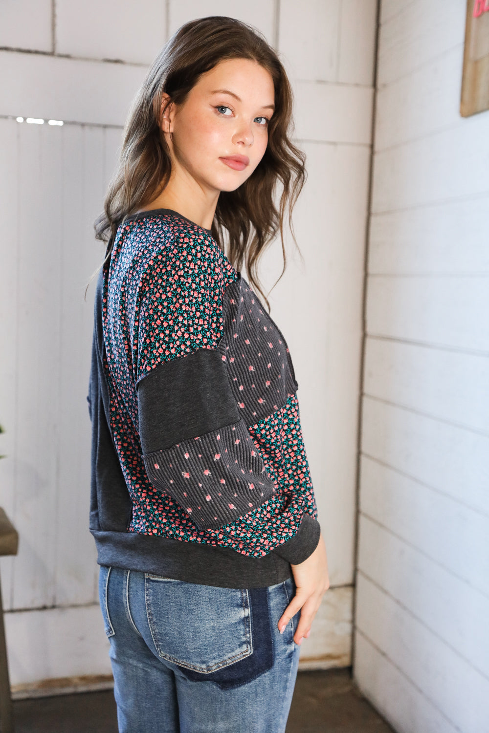 Lazy Daisies Charcoal Pullover