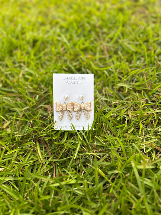 Champagne Pearl Lightweight Earrings