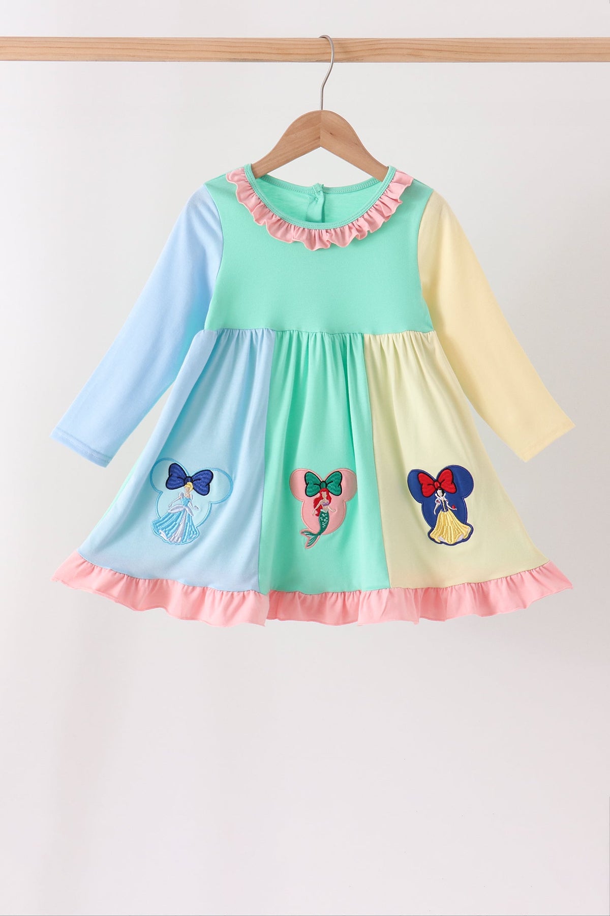 Colorblock character applique ruffle dress